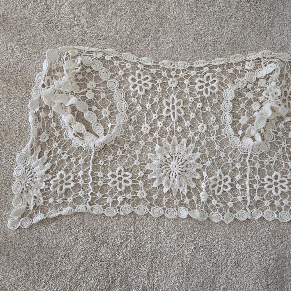 Crochet blouse - Picture 3 of 5